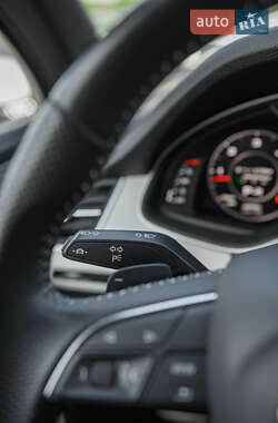 Внедорожник / Кроссовер Audi Q7 2018 в 
