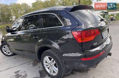 Внедорожник / Кроссовер Audi Q7 2006 в 