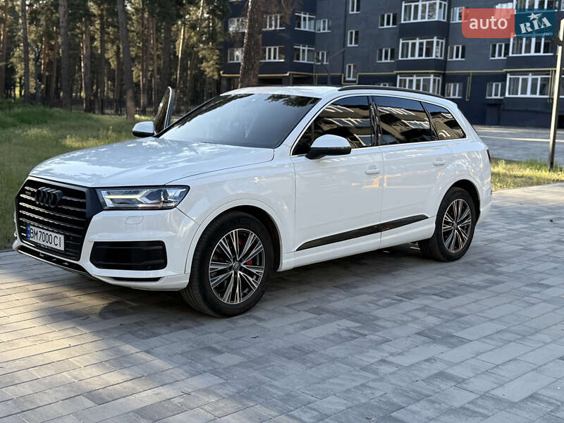 Внедорожник / Кроссовер Audi Q7 2017 в Полтаве