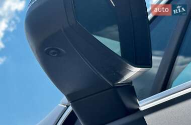 Внедорожник / Кроссовер Audi Q7 2019 в 