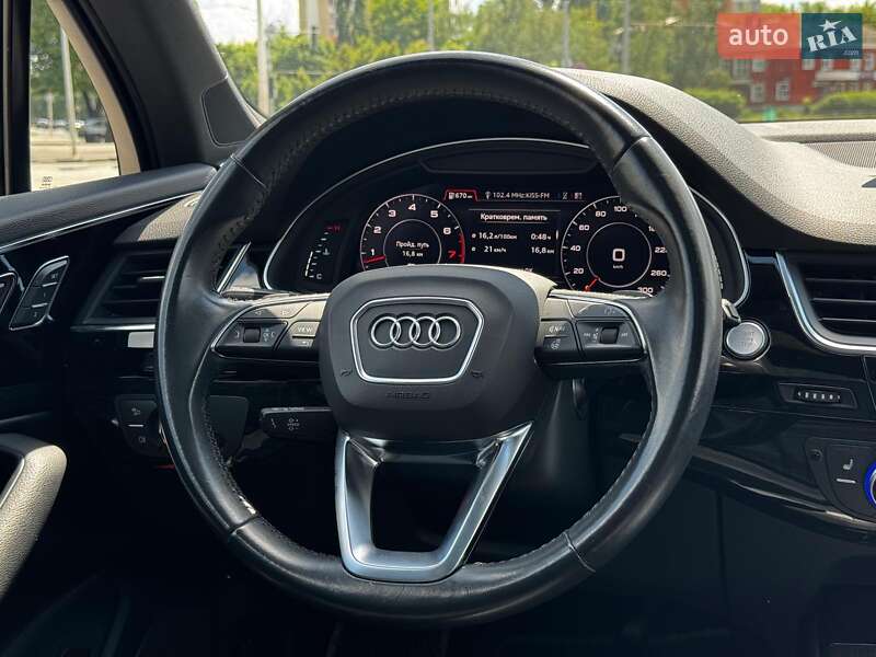 Внедорожник / Кроссовер Audi Q7 2019 в Харькове