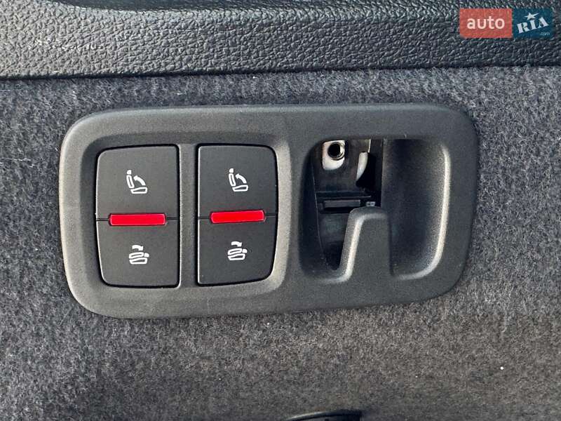 Внедорожник / Кроссовер Audi Q7 2019 в Харькове