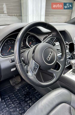 Внедорожник / Кроссовер Audi Q7 2014 в 