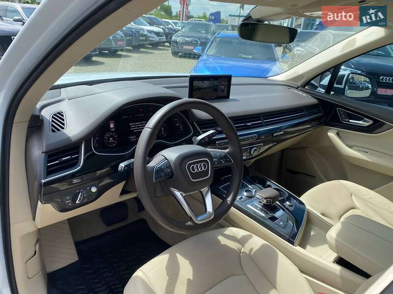 Внедорожник / Кроссовер Audi Q7 2017 в Львове