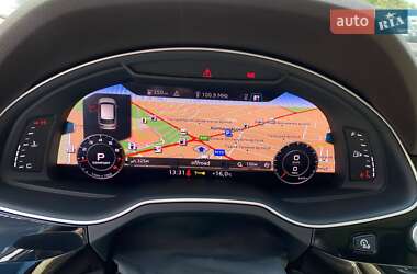 Внедорожник / Кроссовер Audi Q7 2017 в 