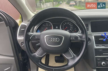 Внедорожник / Кроссовер Audi Q7 2014 в 