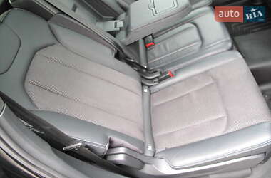 Позашляховик / Кросовер Audi Q7 2015 в 