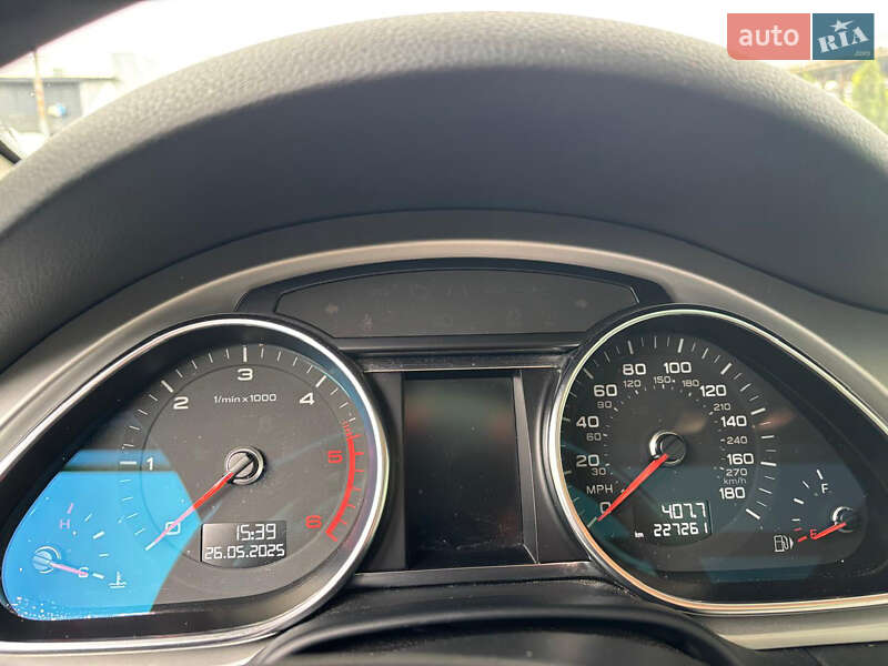 Внедорожник / Кроссовер Audi Q7 2012 в Черновцах