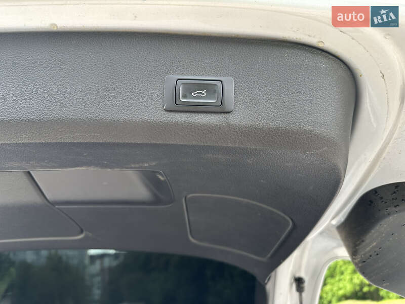 Внедорожник / Кроссовер Audi Q7 2012 в Тернополе