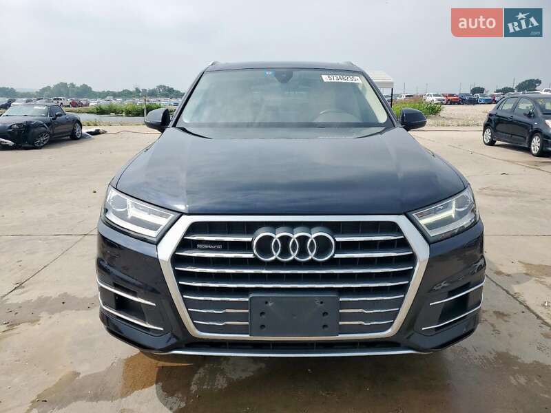 Внедорожник / Кроссовер Audi Q7 2017 в Киеве