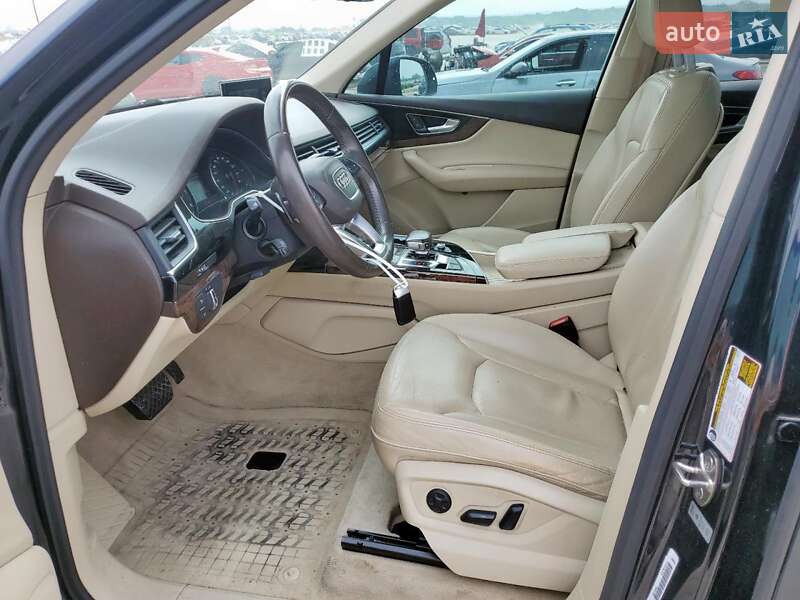 Внедорожник / Кроссовер Audi Q7 2017 в Киеве