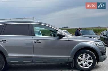 Внедорожник / Кроссовер Audi Q7 2011 в 