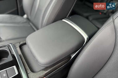 Внедорожник / Кроссовер Audi Q7 2023 в 