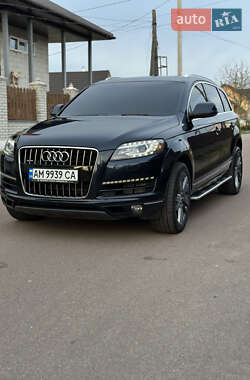 Позашляховик / Кросовер Audi Q7 2012 в Житомирі