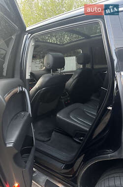Внедорожник / Кроссовер Audi Q7 2012 в 