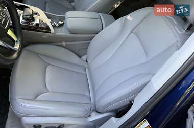 Позашляховик / Кросовер Audi Q7 2019 в 
