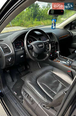 Внедорожник / Кроссовер Audi Q7 2012 в 