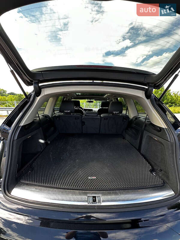 Позашляховик / Кросовер Audi Q7 2012 в Тернополі