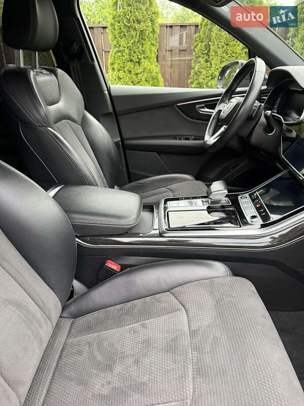 Внедорожник / Кроссовер Audi Q7 2021 в Львове фото 39 Внедорожник / Кроссовер Audi Q7 2021 в Львове