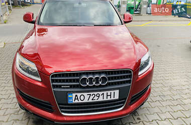 Внедорожник / Кроссовер Audi Q7 2007 в 