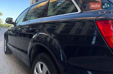Внедорожник / Кроссовер Audi Q7 2006 в 
