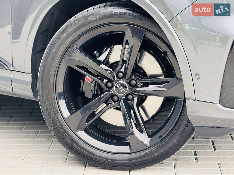 Внедорожник / Кроссовер Audi Q7 2020 в Мукачево
