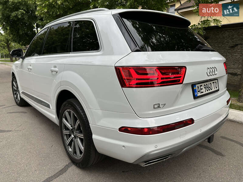 Внедорожник / Кроссовер Audi Q7 2018 в Днепре фото 10 Внедорожник / Кроссовер Audi Q7 2018 в Днепре