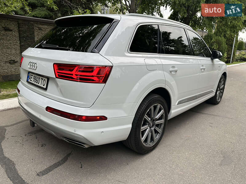 Внедорожник / Кроссовер Audi Q7 2018 в Днепре фото 24 Внедорожник / Кроссовер Audi Q7 2018 в Днепре