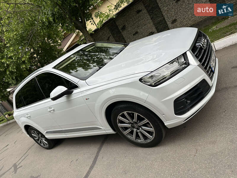 Внедорожник / Кроссовер Audi Q7 2018 в Днепре фото 34 Внедорожник / Кроссовер Audi Q7 2018 в Днепре