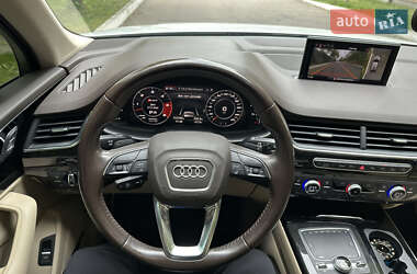 Внедорожник / Кроссовер Audi Q7 2018 в 