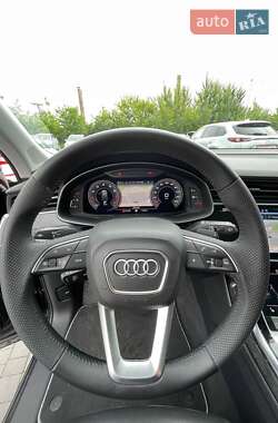 Внедорожник / Кроссовер Audi Q7 2019 в 