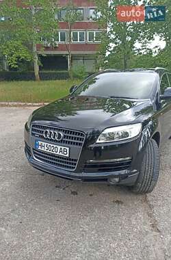 Позашляховик / Кросовер Audi Q7 2007 в Білгороді-Дністровському