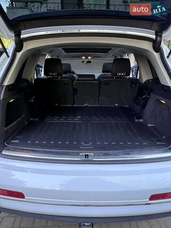 Внедорожник / Кроссовер Audi Q7 2015 в Львове