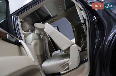 Внедорожник / Кроссовер Audi Q7 2014 в 