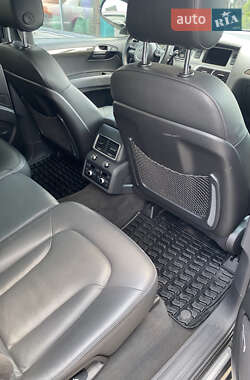Внедорожник / Кроссовер Audi Q7 2015 в 