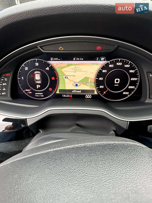Внедорожник / Кроссовер Audi Q7 2017 в Днепре