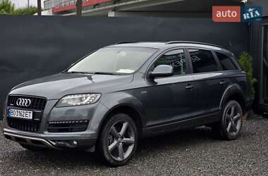 Позашляховик / Кросовер Audi Q7 2015 в 