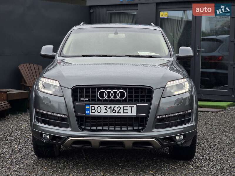 Позашляховик / Кросовер Audi Q7 2015 в Тернополі