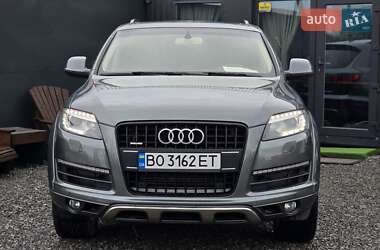 Позашляховик / Кросовер Audi Q7 2015 в 