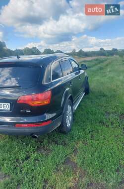 Внедорожник / Кроссовер Audi Q7 2008 в 