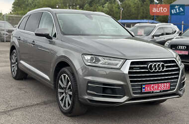 Позашляховик / Кросовер Audi Q7 2016 в 