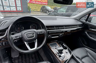 Позашляховик / Кросовер Audi Q7 2016 в 