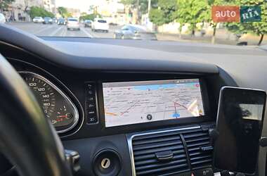 Позашляховик / Кросовер Audi Q7 2013 в 