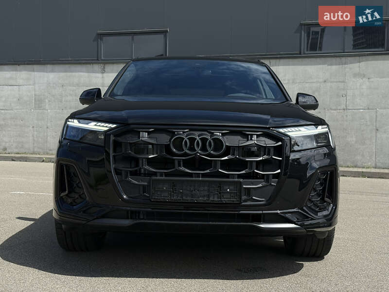 Внедорожник / Кроссовер Audi Q7 2025 в Киеве