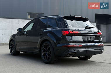 Внедорожник / Кроссовер Audi Q7 2025 в 
