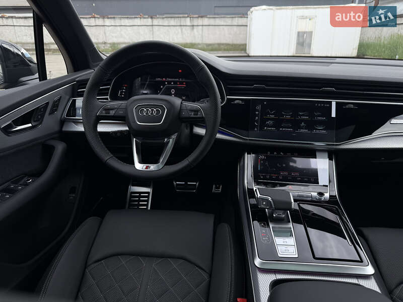 Внедорожник / Кроссовер Audi Q7 2025 в Киеве