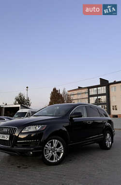 Внедорожник / Кроссовер Audi Q7 2012 в 