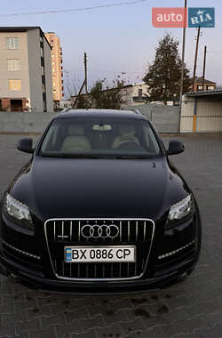 Внедорожник / Кроссовер Audi Q7 2012 в 