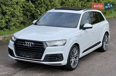 Внедорожник / Кроссовер Audi Q7 2018 в 