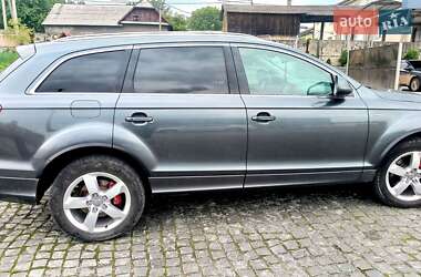 Позашляховик / Кросовер Audi Q7 2010 в 